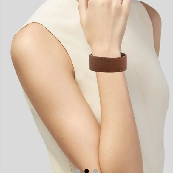 Louis Vuitton Bracelet - Picture 2 of 3